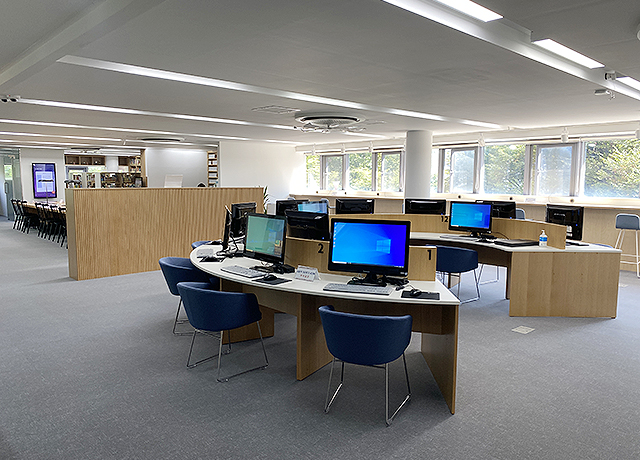 전자정보열람실